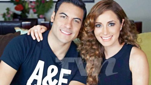 carlos rivera with girlfriend Cynthia Rodríguez