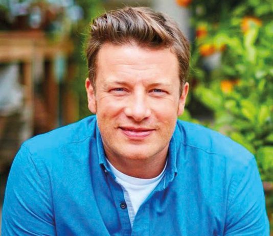 Jamie Oliver Weight, Height, Net Worth, Age, Wife, Children, Wiki, Bio