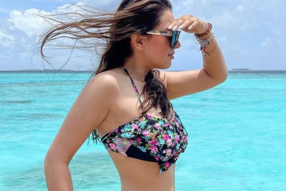 Sizzling & Stunning Photos of Actress Hansika Motwani In Bikini from her Maldives Vacation