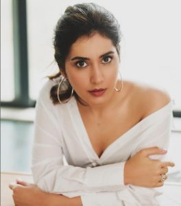 Raashi Khanna Weight, Height, Net Worth, Age, Boyfriend, Fact, Wiki, Bio