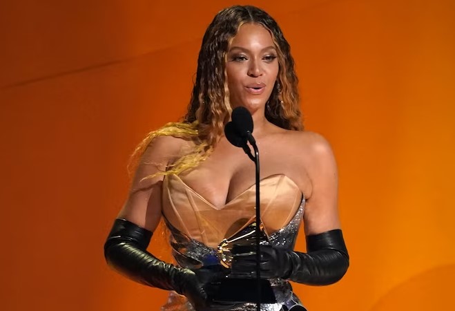 Beyoncé breaks the record for the artist with most Grammys in a historic ceremony