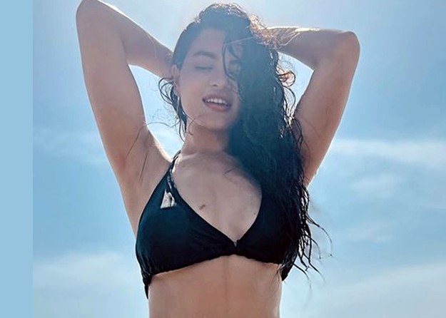 Shristi Shrestha stuns in a bikini while enjoying a vacation in Goa, See Pics