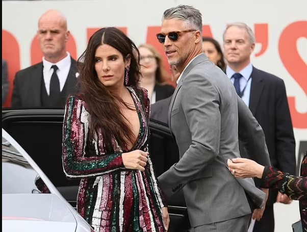 Sandra Bullock's Sister Commends Hollywood Star for Remarkable Caregiving to Partner Bryan Randall Throughout His Challenging Private Struggle with ALS, which Lasted Three Years until His Passing at 57